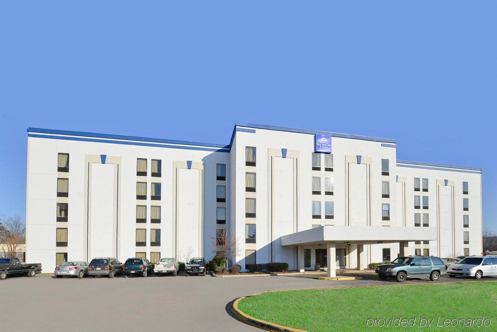 Hotel Wingate By Wyndham Airport Expo Center