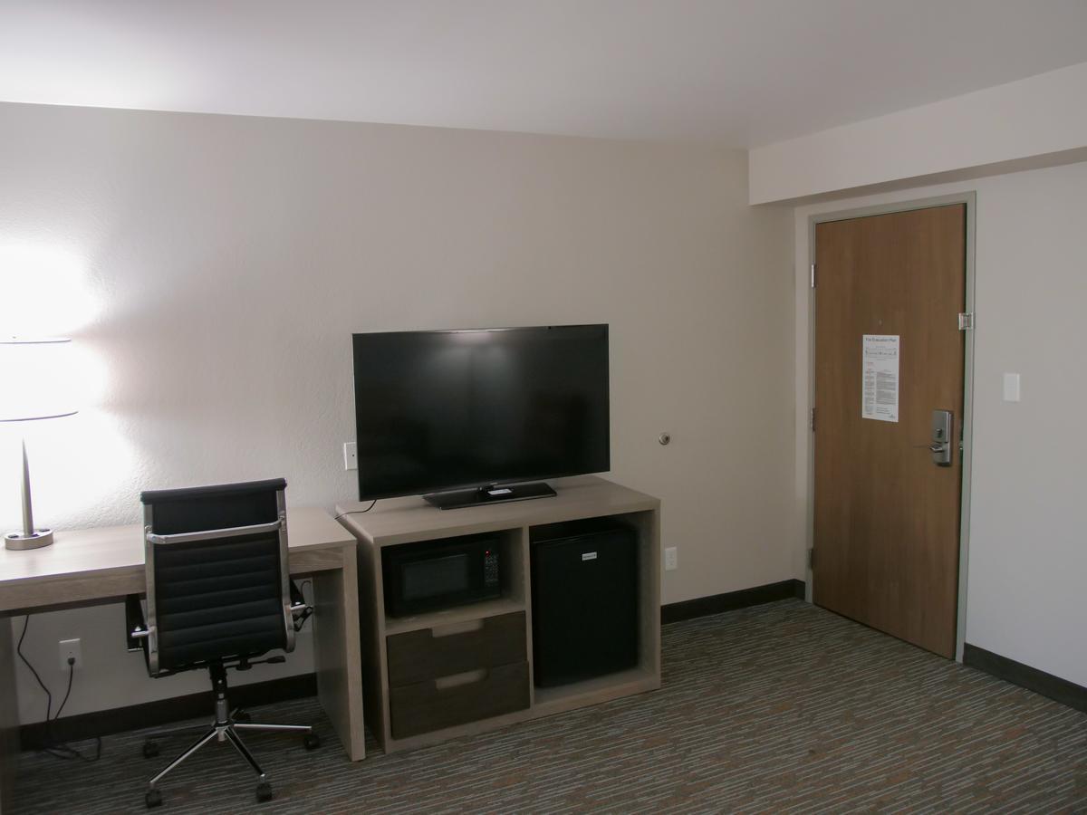 Hotel Wingate By Wyndham Airport Expo Center